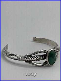 Vtg Native American Sterling Silver Turquoise Stamped Carinated Cuff Bracelet